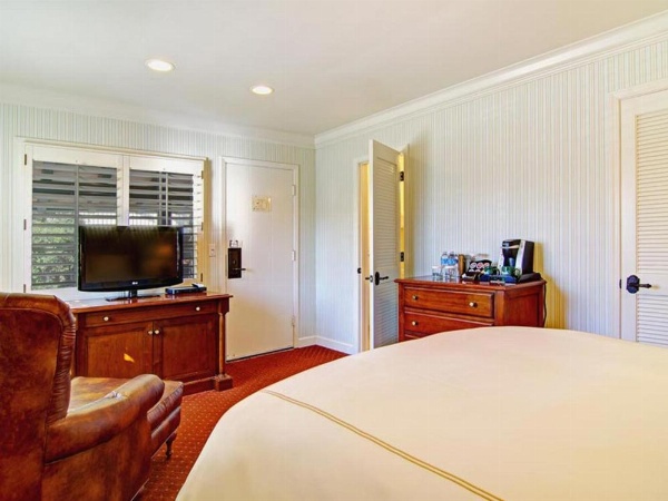 Wayside Inn image 22